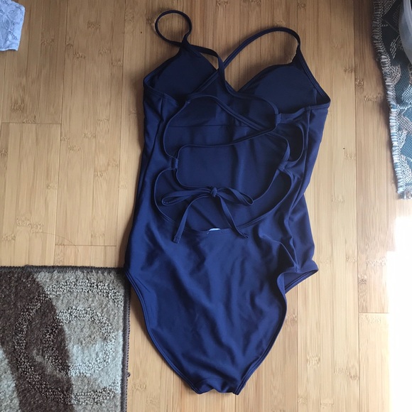 Aerie one piece swim suit - Picture 2 of 3